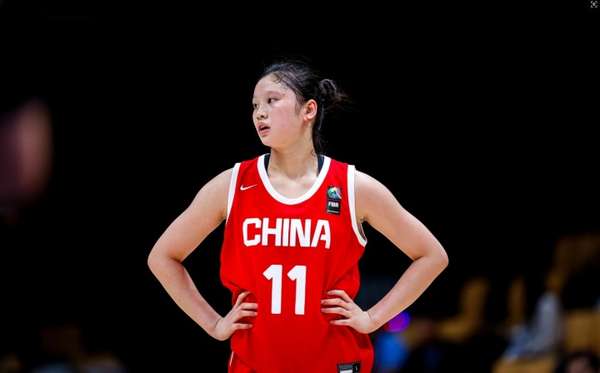 李沅珊遭重点盯防效率骤降 U16女篮不敌日本吞首败 李沅珊遭重点盯防效率骤降 U16女篮不敌日本吞首败