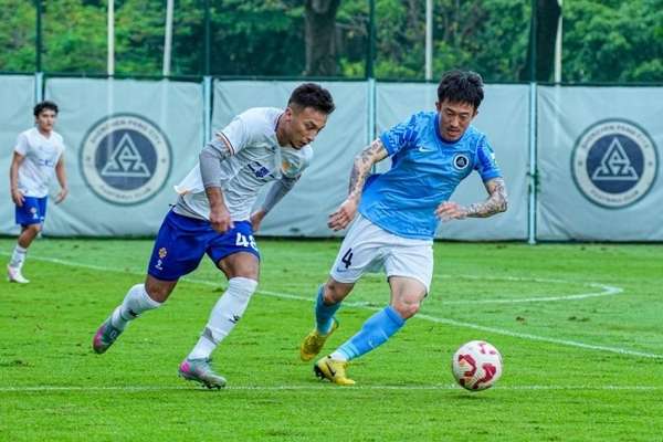 夏合扎提身披对手战袍 深圳新鹏城热身赛惜败 夏合扎提身披对手战袍 深圳新鹏城热身赛惜败