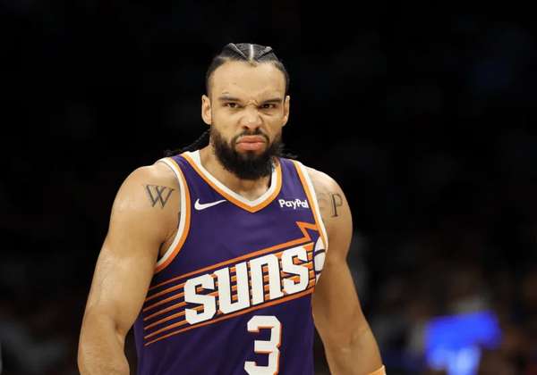 狄龙怒斥裁判漏判：五打七局面催生增设第四裁判呼声