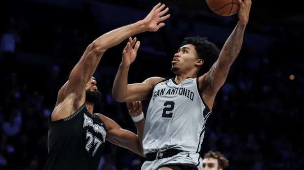 替补奇兵哈珀15+6助马刺擒熊 赛后坦言"上场就是为胜利而战"