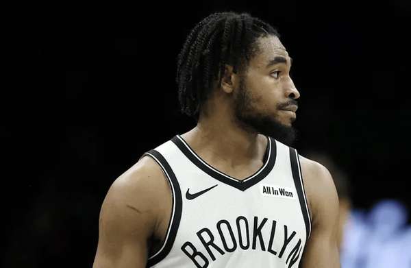 篮网兜售托马斯遇冷 联盟普遍观望态度