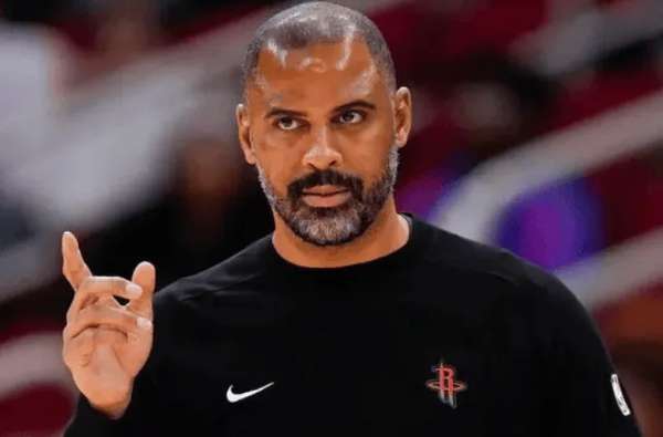 火箭加时惜败国王 乌度卡点出最后一防致命失误